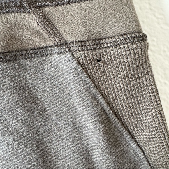 LULULEMON athletica refine crop capri wee stripe fatigue green legging - Picture 10 of 12